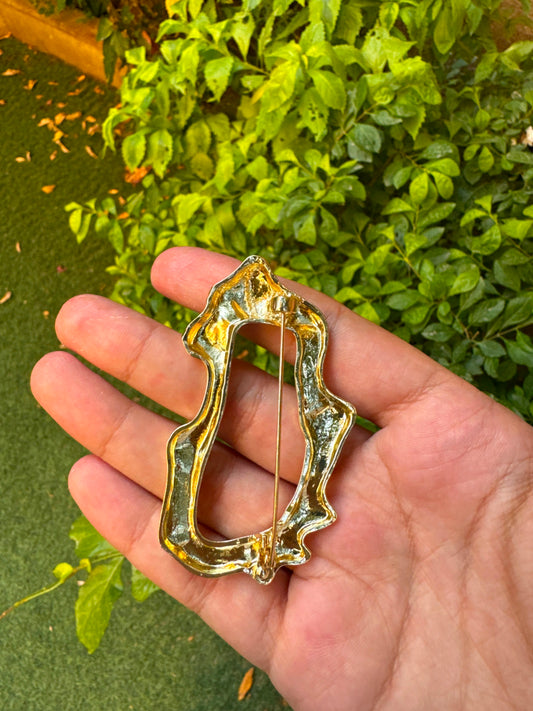 Curved Brooch