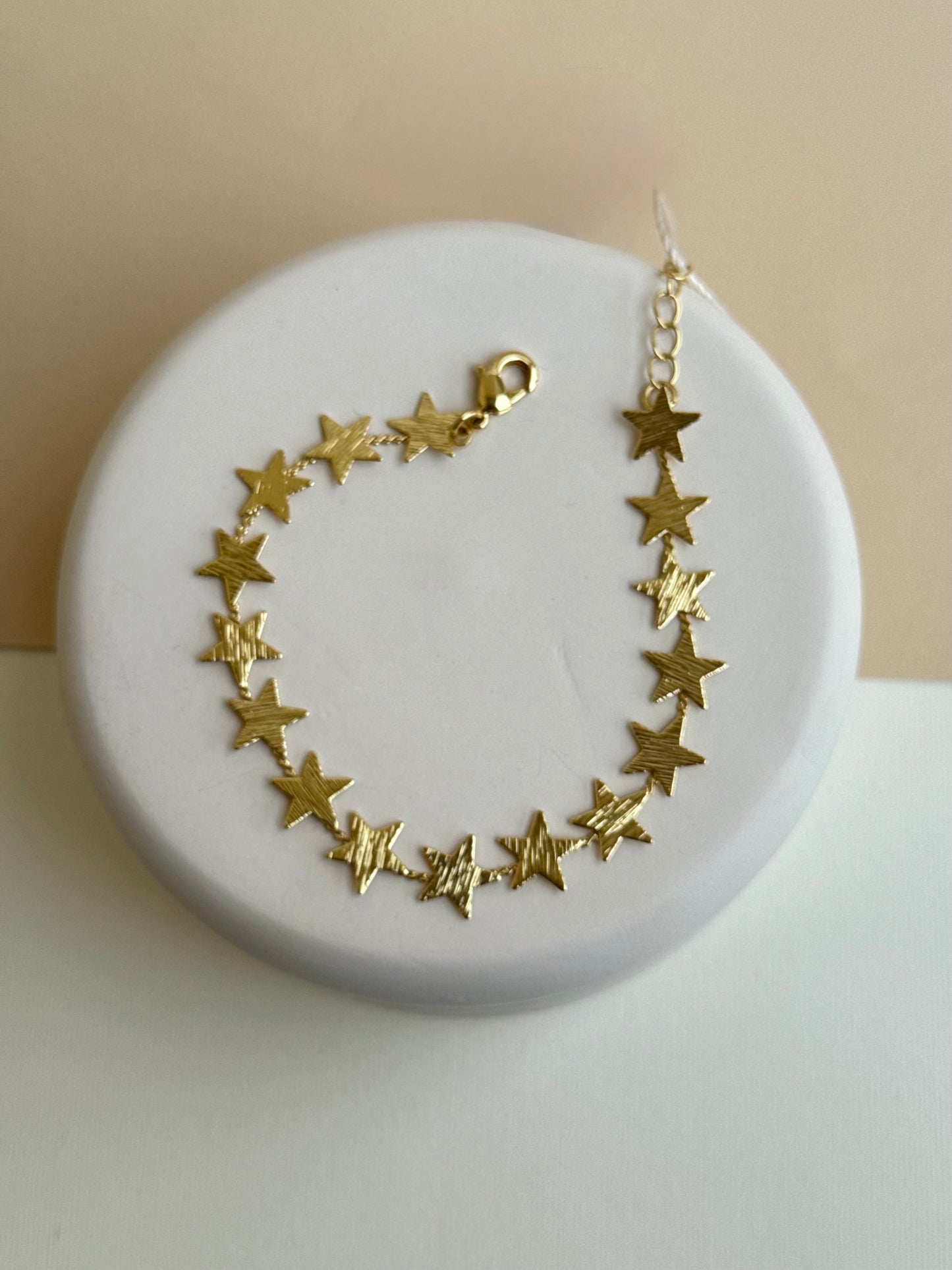 Goldish star bracelet