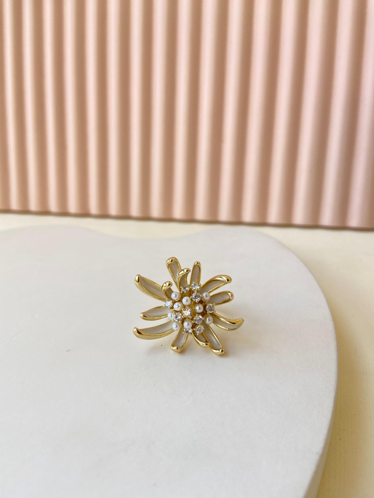 LUMI Pearl Ring