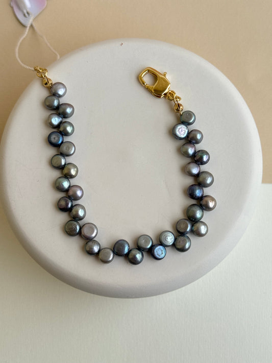 Navy Pearl Bracelet