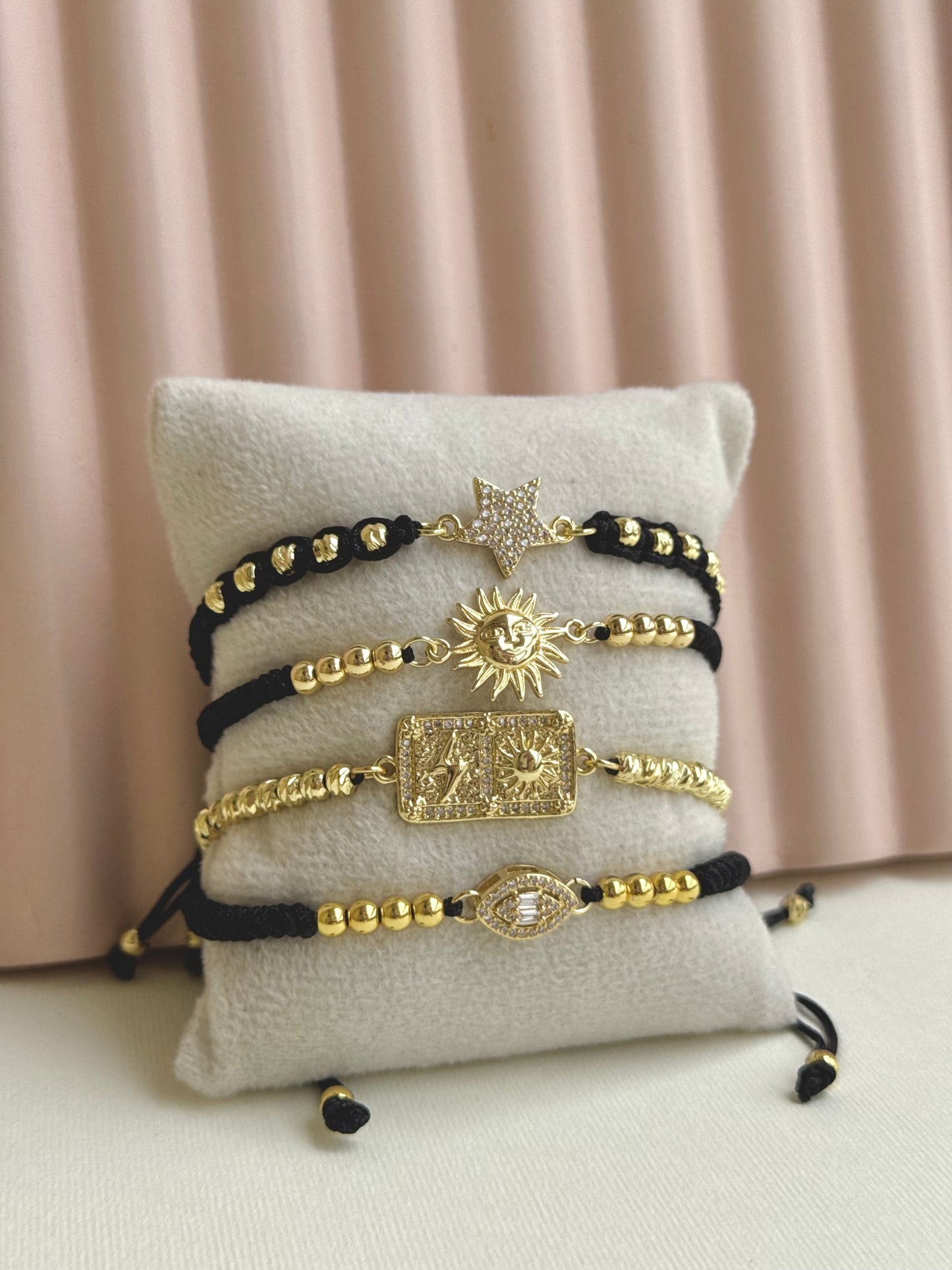 BlackGlow Bracelet