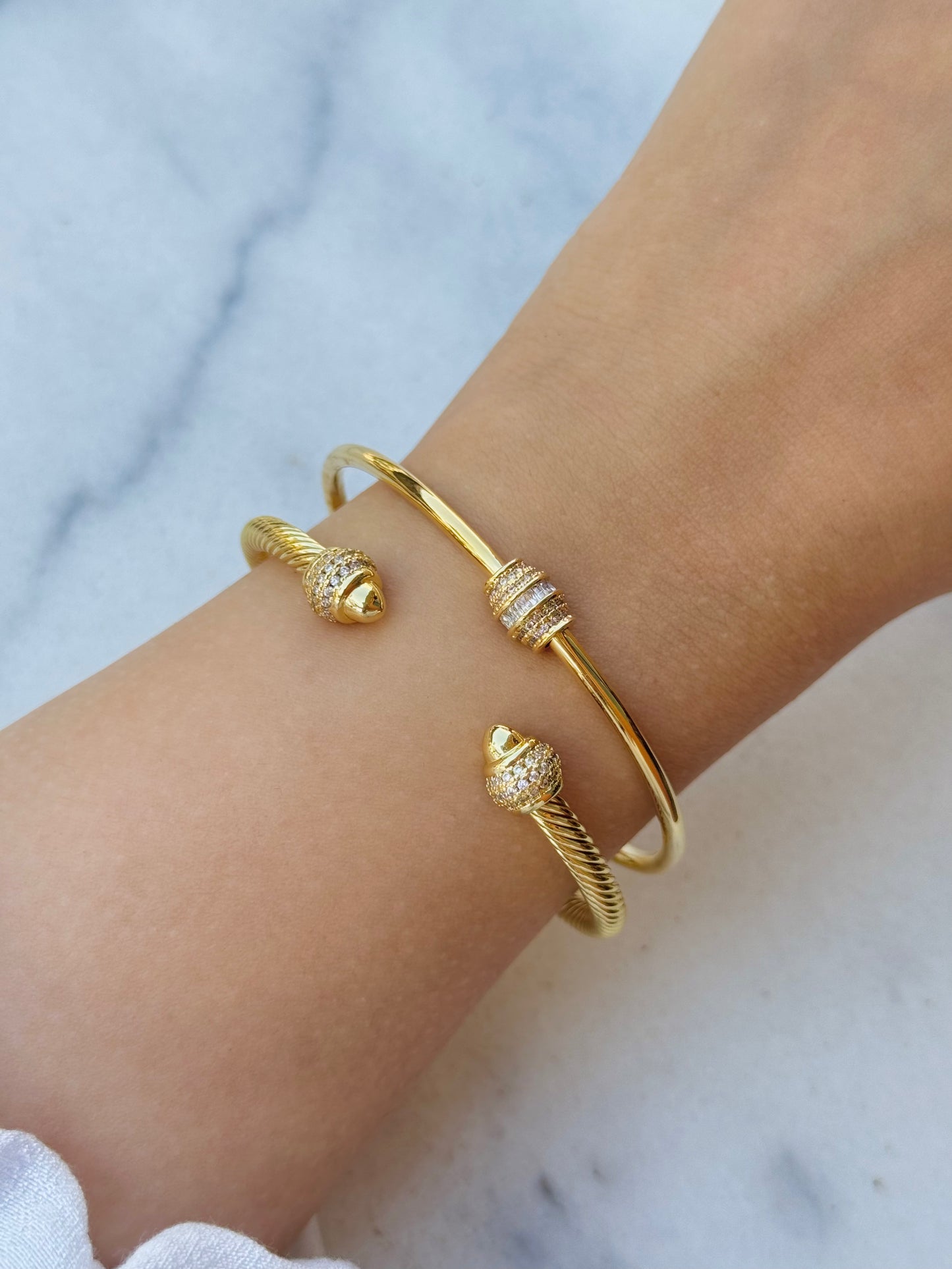 Loop bangles