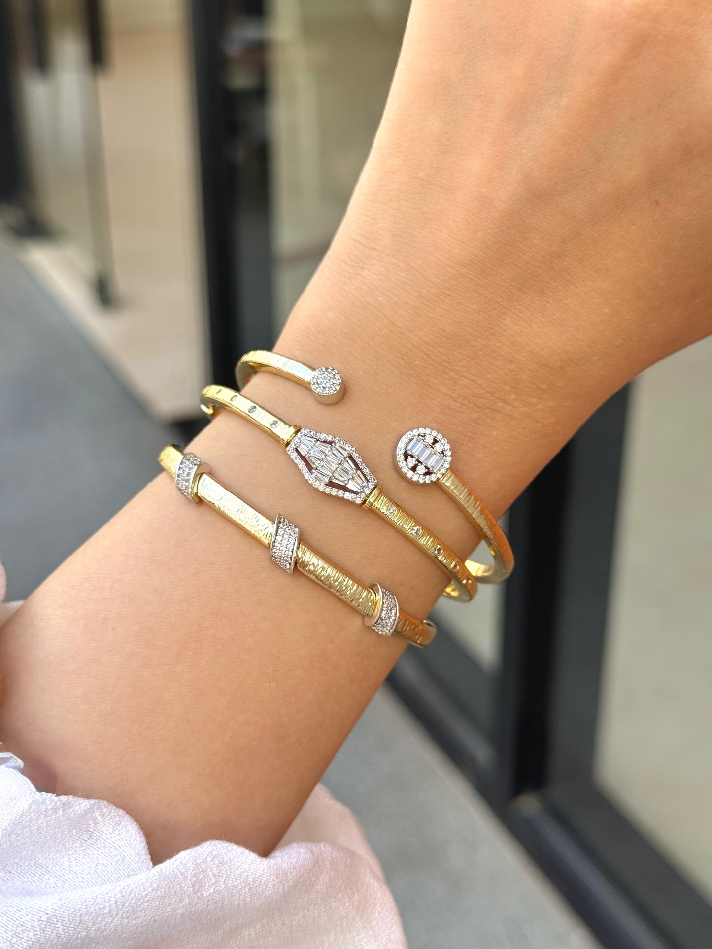 Crinkle bangles