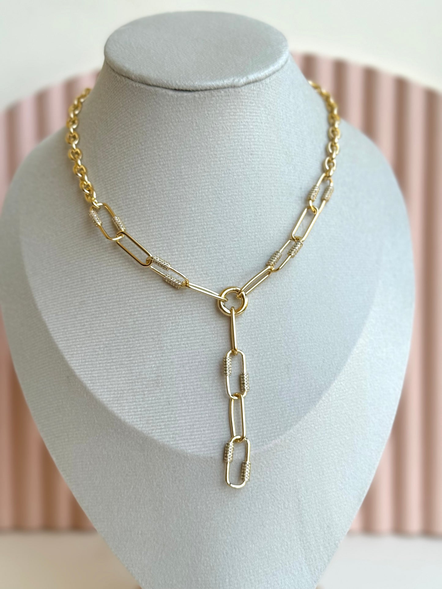 Sleek Shine Necklace
