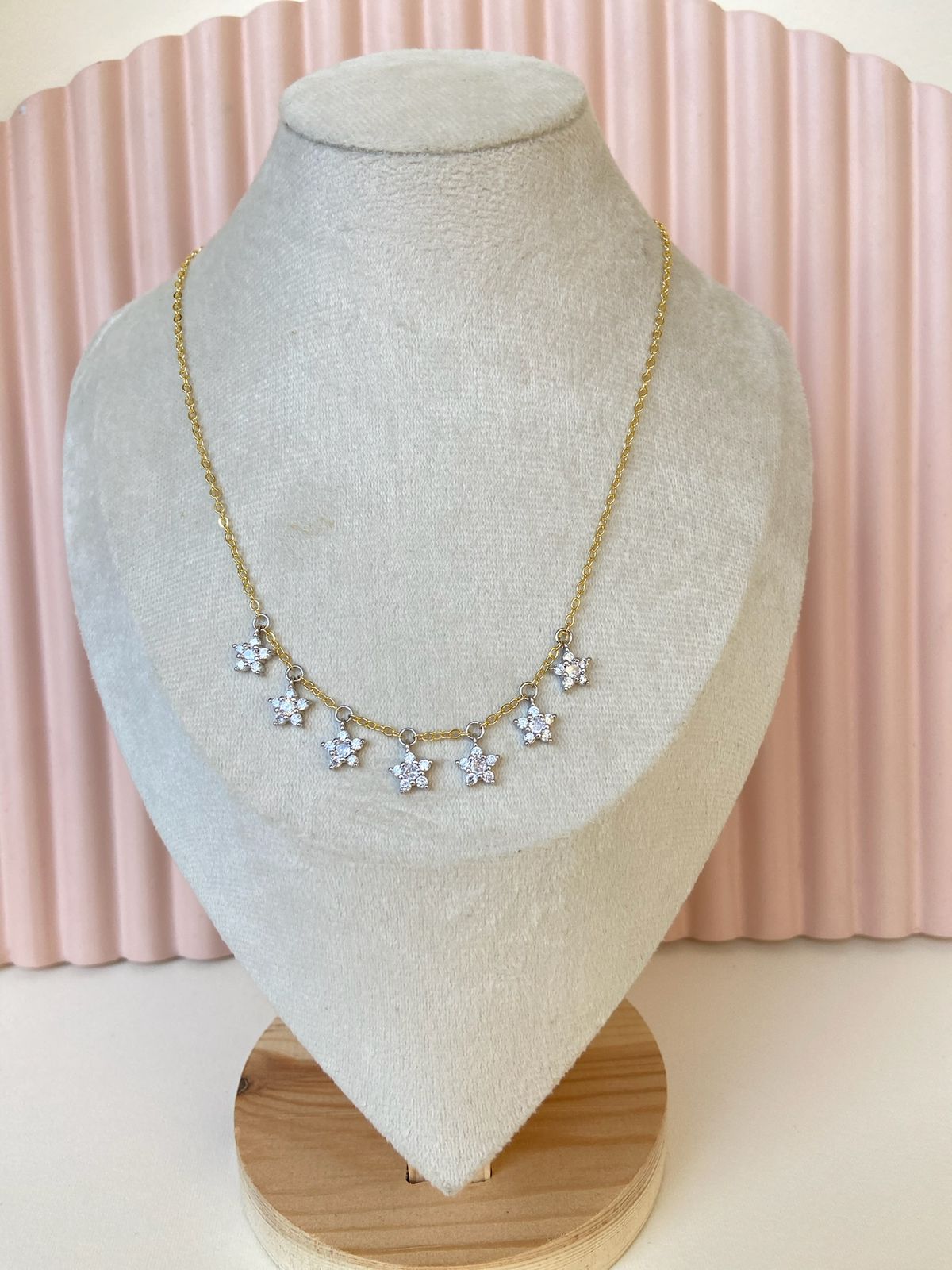 Flowerd silver Necklace