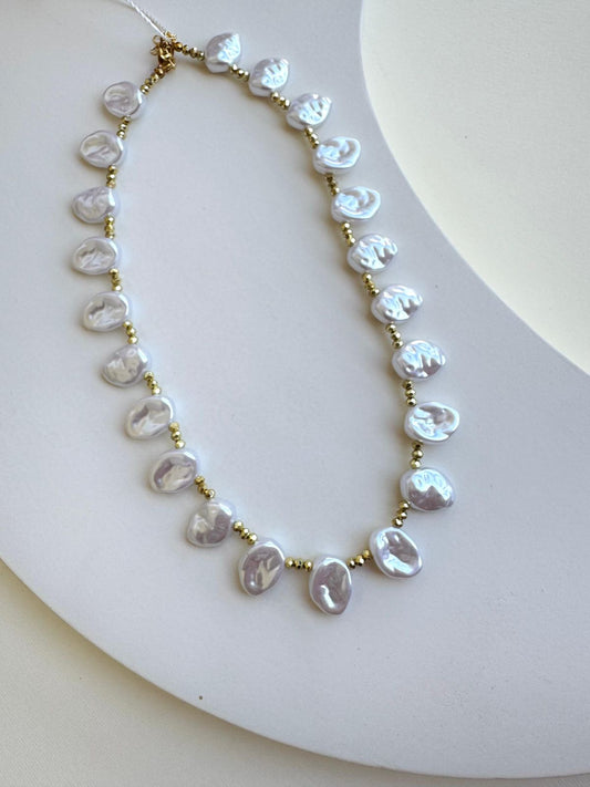 White pearls Necklace